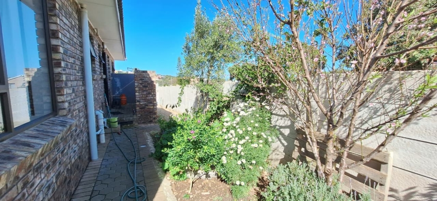 2 Bedroom Property for Sale in Dana Bay Western Cape